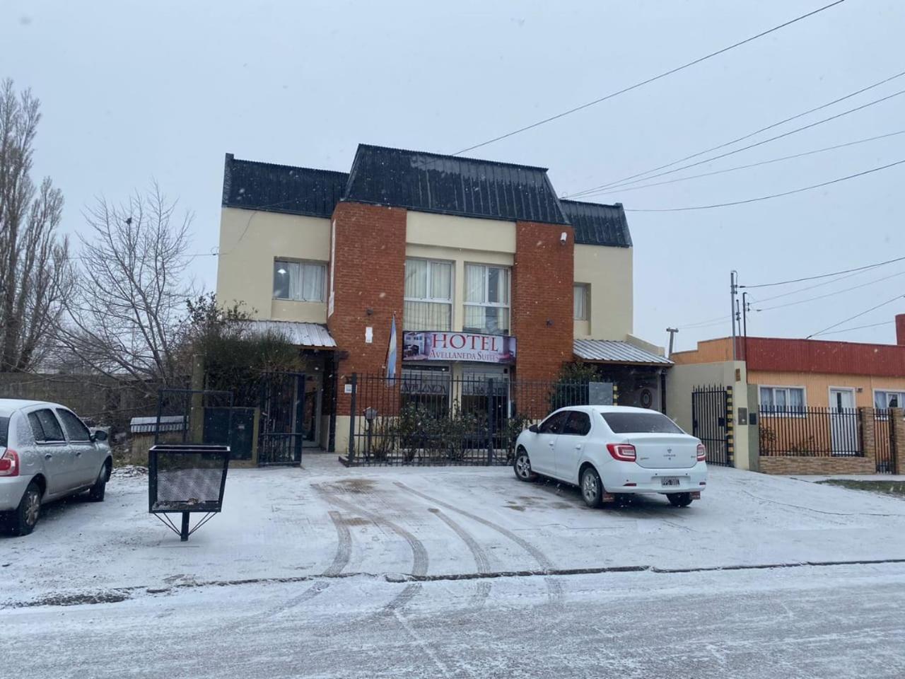 Avellaneda Suites Río Gallegos Exteriör bild